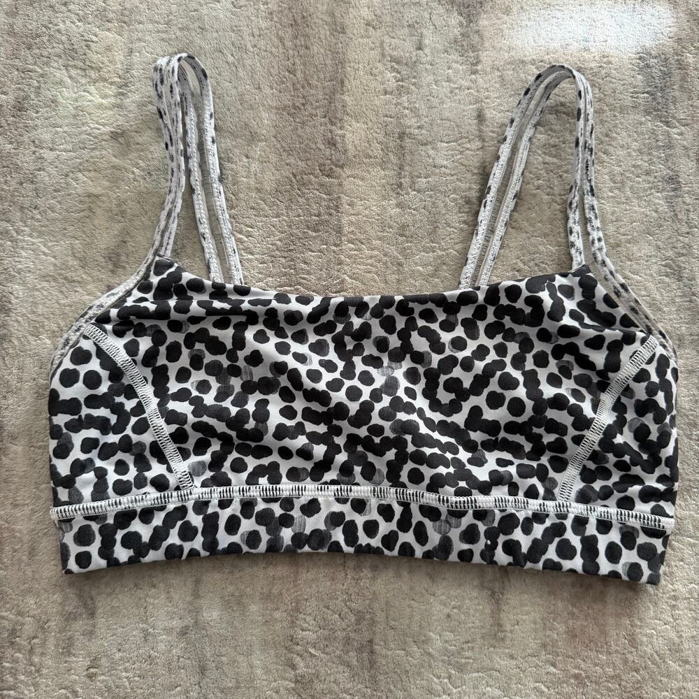 Lululemon Free to Be Wild Bra sz 6 scoop neck yoga pilates black white leopard